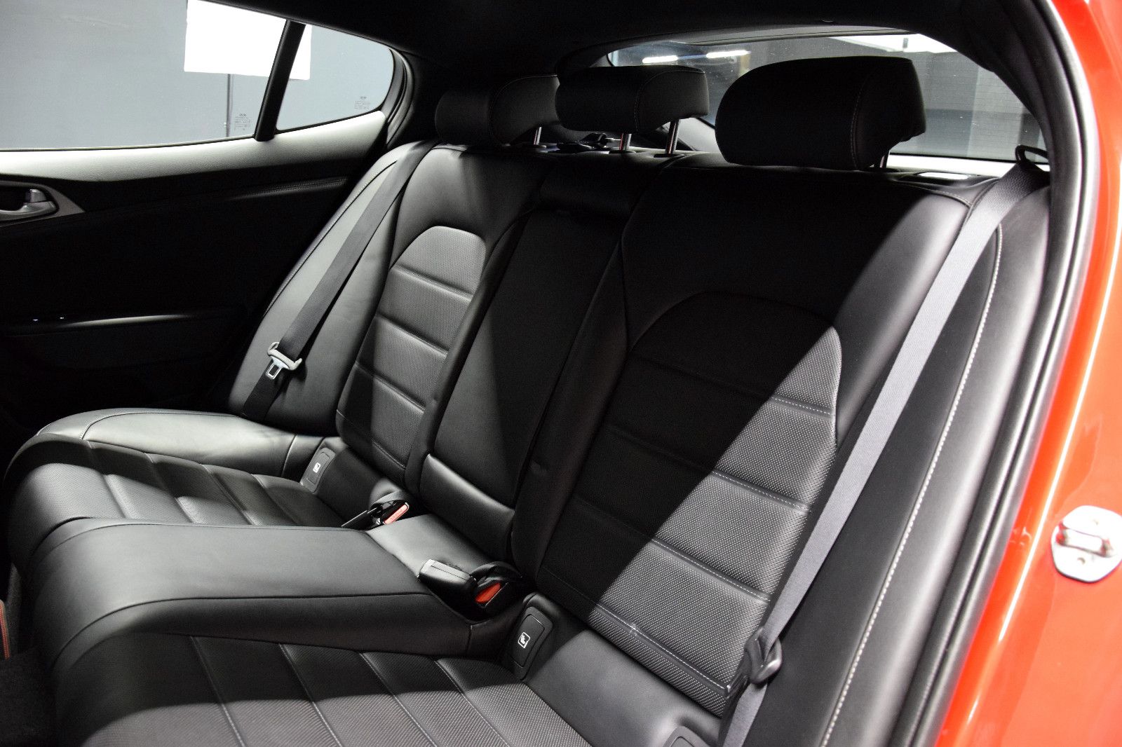 Fahrzeugabbildung Kia Stinger GT 4WD Pano Sitzbelü. Leder HuD h/k ACC
