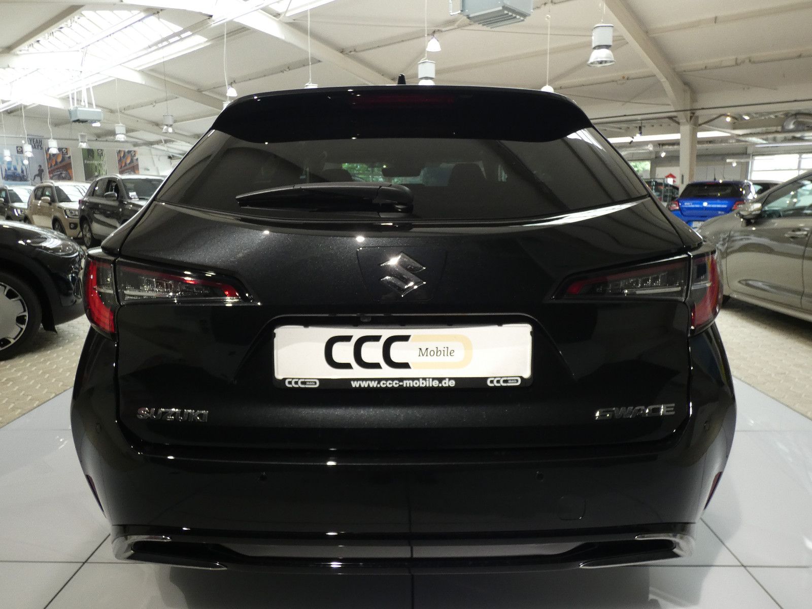 Suzuki Swace - Bild 4