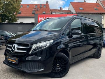 Mercedes V 220 - 1