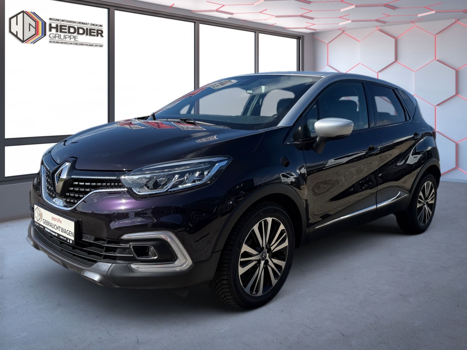 Fahrzeugabbildung Renault Captur 1.2 AT Initiale Paris ENERGY *GJR*BOSE*LE