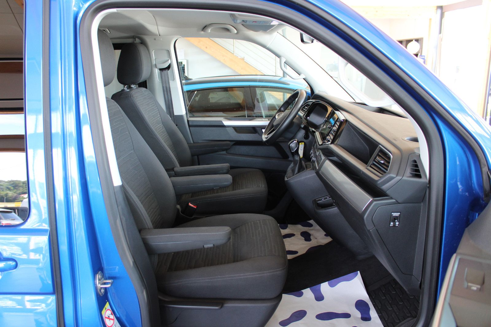 Volkswagen T6.1 Multivan 2.0 TDI DSG 4Motion Comfortline foto 9