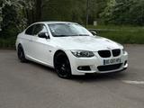 BMW 320d LCI M Paket ab Werk - BMW 320 mit Diesel-Antrieb: Sportwagen, Automatik