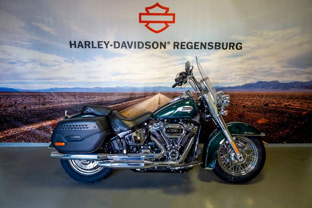 Harley-Davidson FLHCS Softail Heritage Classic 114