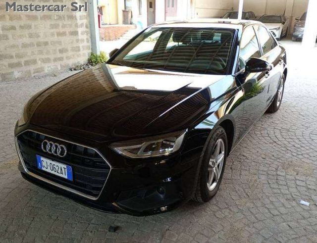 Audi AUDI A4 A4 Berlina 30 2.0 tdi mhev Business 136c imagem 3