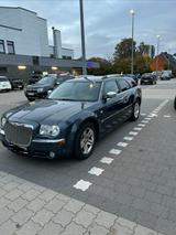 Chrysler 300C Touring 3.0 CRD Autom. - - Chrysler 300C in Hamburg