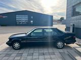 Mercedes-Benz E300 Turbodiesel 4 Matic W124 Rostfrei  - Oldtimer: Allradantrieb