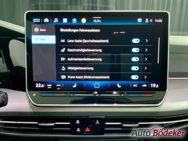 Volkswagen Golf VIII 1.5 TSI Life 6-Gang Bluetooth Navi LED
