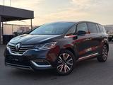 Renault Espace V Initiale Paris Xenon Leder Pano 7Sitzer - mit Benzin-Antrieb: Kleinbus
