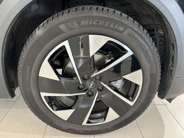 Fotografie 4 des Opel Grandland (X) Grandland 1.2 DI Hybrid 48 V Automatik GS AHK