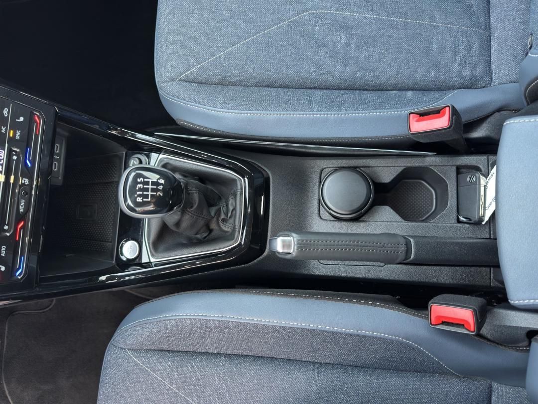 Fahrzeugabbildung Volkswagen T-Cross Style 1.0 TSI,AHK,IQ-Light,ACC,Clima,RF-