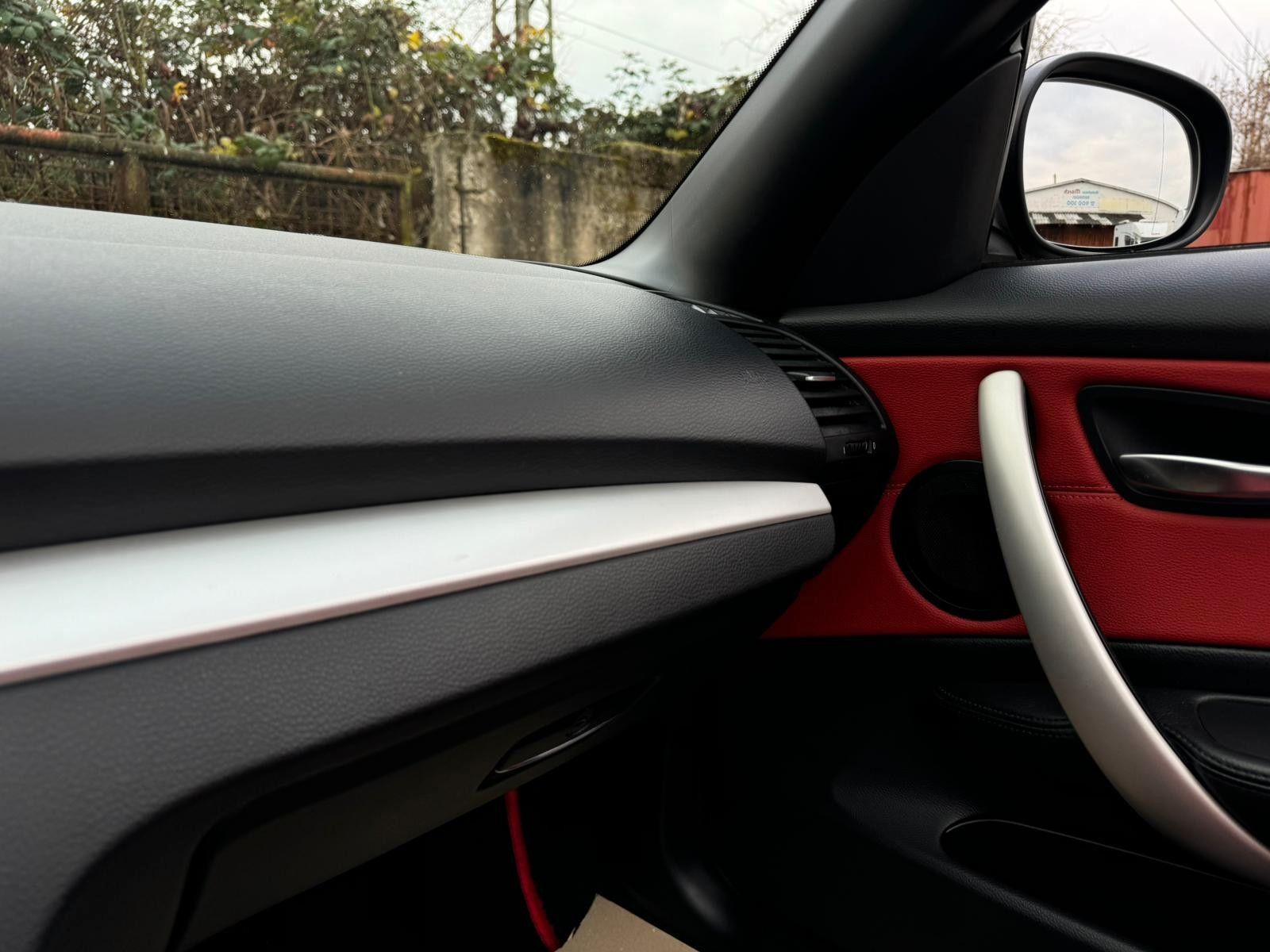 Fahrzeugabbildung BMW 120d Cabrio*PDC*