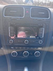 Volkswagen Golf - 9