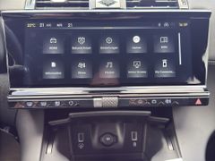 Fahrzeugabbildung DS Automobiles DS 7 BlueHDI 130 Aut. OPERA LEDER Panoramadach
