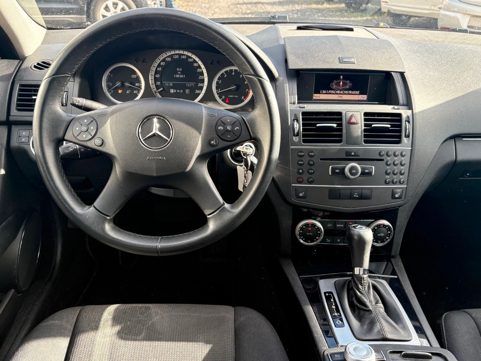 Fahrzeugabbildung Mercedes-Benz C 180 T CGI BE Aut Navi SHZ Classic PDC Tempomat
