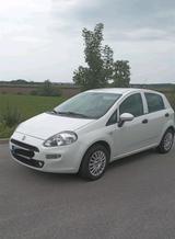 Fiat Punto 107000 km, 2015, sehr gepflegt - Fiat Punto Gebrauchtwagen in München