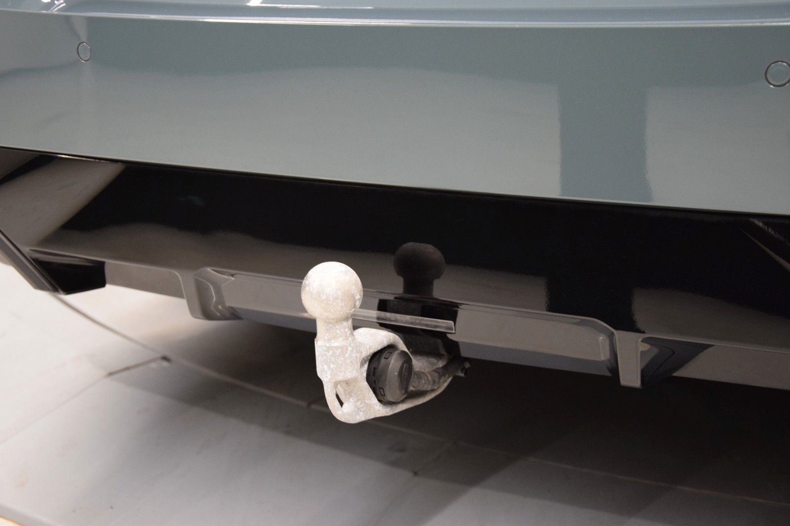 Fahrzeugabbildung BMW 520d xDrive Tour M Sport Pro Iconic Glow Stndhzg