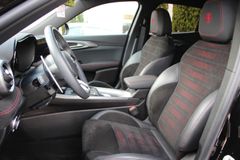 Fahrzeugabbildung Alfa Romeo Tonale Veloce*Alcantara!*20Zoll!*Ambiente*Kamera