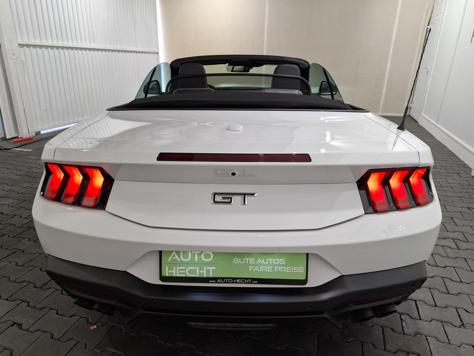 Ford Mustang GT Convertible V8 5,0, deutsch, 1. Hand 