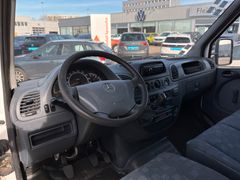 Fahrzeugabbildung Mercedes-Benz Sprinter 616, 416 CDI, AHK 3,5T,3-Sitzer