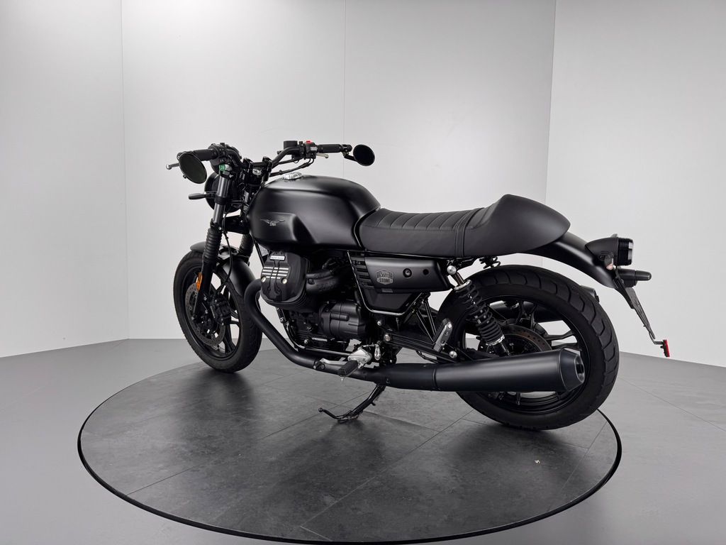 Fahrzeugabbildung Moto Guzzi V7 III Stone *TOP-ZUSTAND