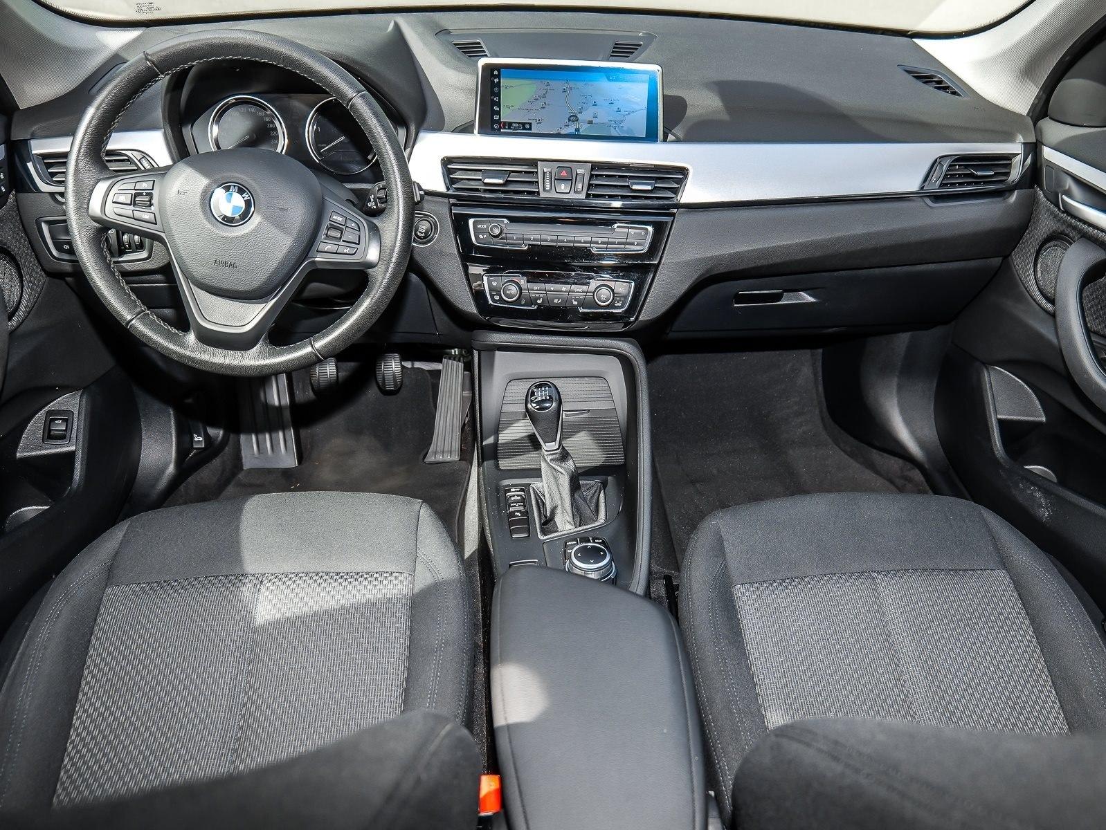 BMW X1 sDrive18i Advantage+AHK+DAB+Navi+Tempomat+Shz