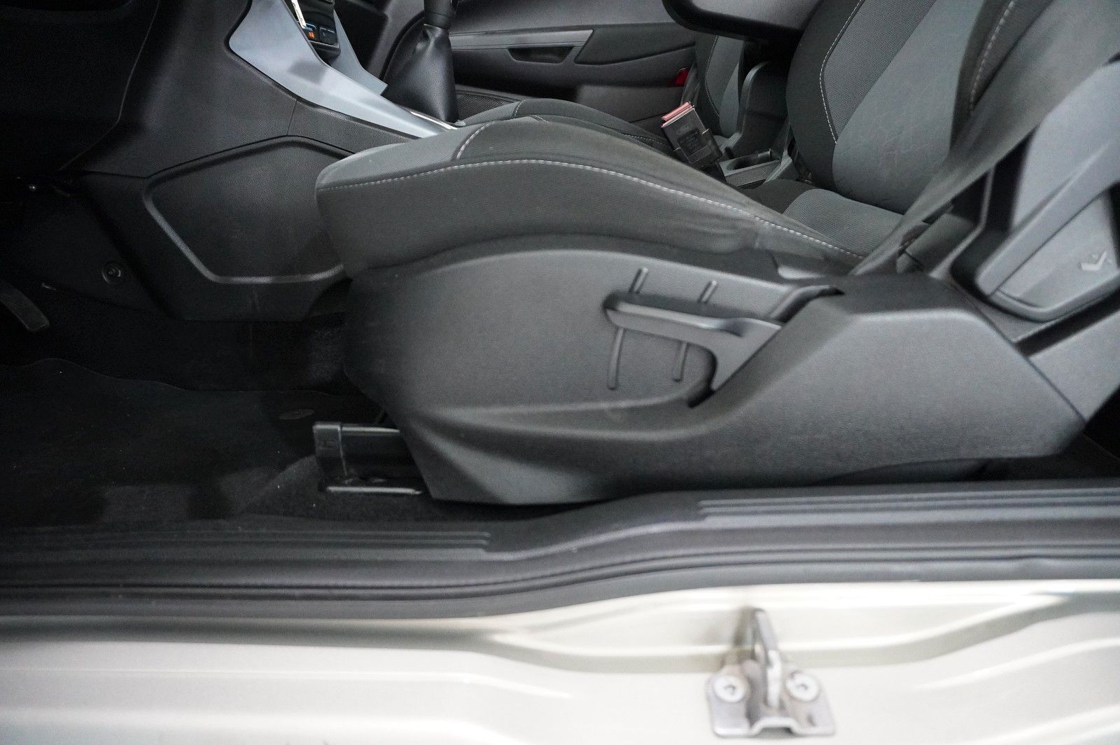 Fahrzeugabbildung Ford B-Max 1.0 TREND KLIMA/PDC/NEBEL/USB/AHK