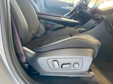 2025 BMW IX1 缩略图 22