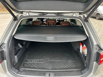 Volkswagen Passat Variant - 9