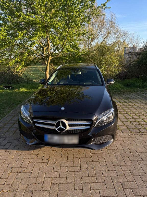 Image of Mercedes-Benz C 220