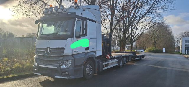 Mercedes-Benz 2643Actros mit Hiab 322EP-4 mit Funk