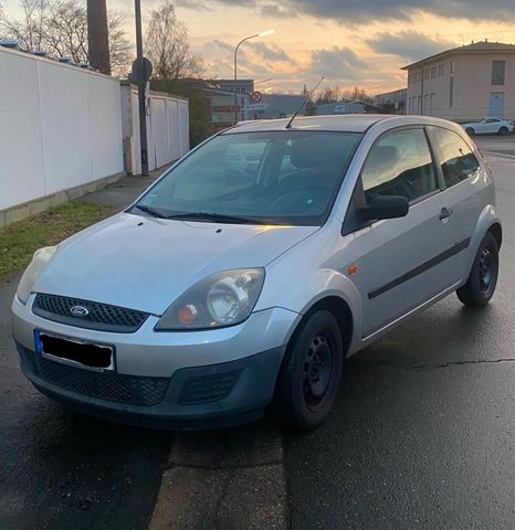 Ford Verkaufe Ford Fiesta