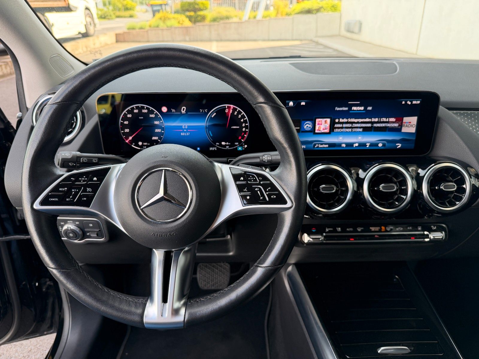 Fahrzeugabbildung Mercedes-Benz B 250 e Progressive MBEAM+R-Kamera+Carplay+MBUX