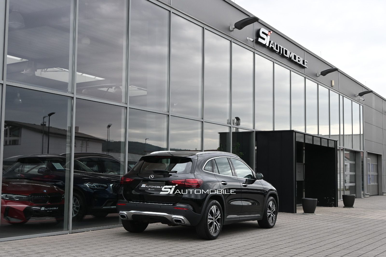 Fahrzeugabbildung Mercedes-Benz GLA 220 d 4MAT. Edition Progressive °ACC°AHK°360