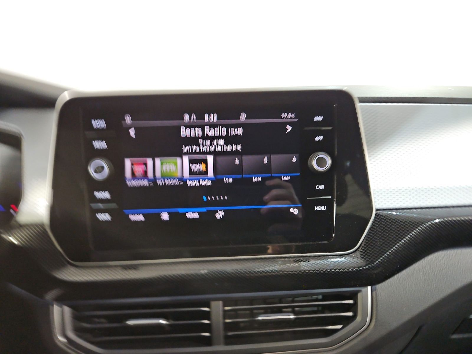 Volkswagen T-Cross - Bild 13