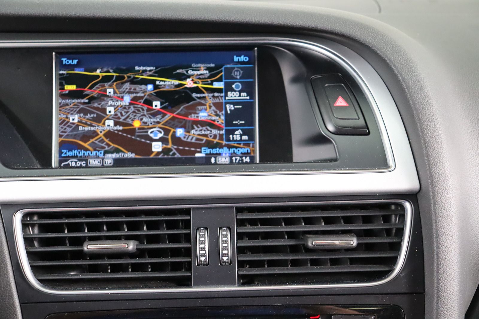 Fahrzeugabbildung Audi A4 Avant 2.0 TDI S-line * Bi- Xenon * Navi * Amb