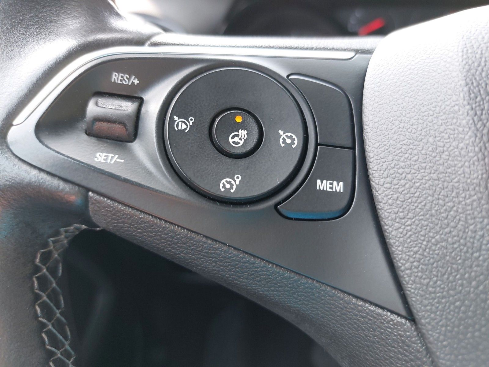 Opel Crossland (X) Allwetter 360° KAM CarPlay Android – Bild 18
