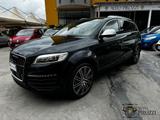 Audi AUDI Q7 6.0 V12 DIESEL 500CV 2012 - Audi Q7: V12