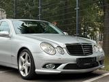 Mercedes-Benz E 500 AMG Face Leder Dach Xenon Traum KFZ - Mercedes-Benz E 500: 5 Türen