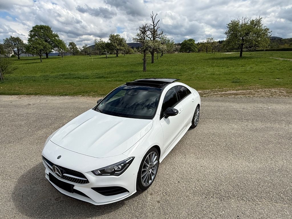 Mercedes-Benz CLA 220