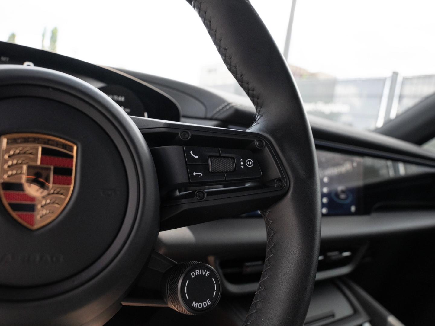 Porsche Macan Abstandsregeltempostat 21 Zoll BOSE