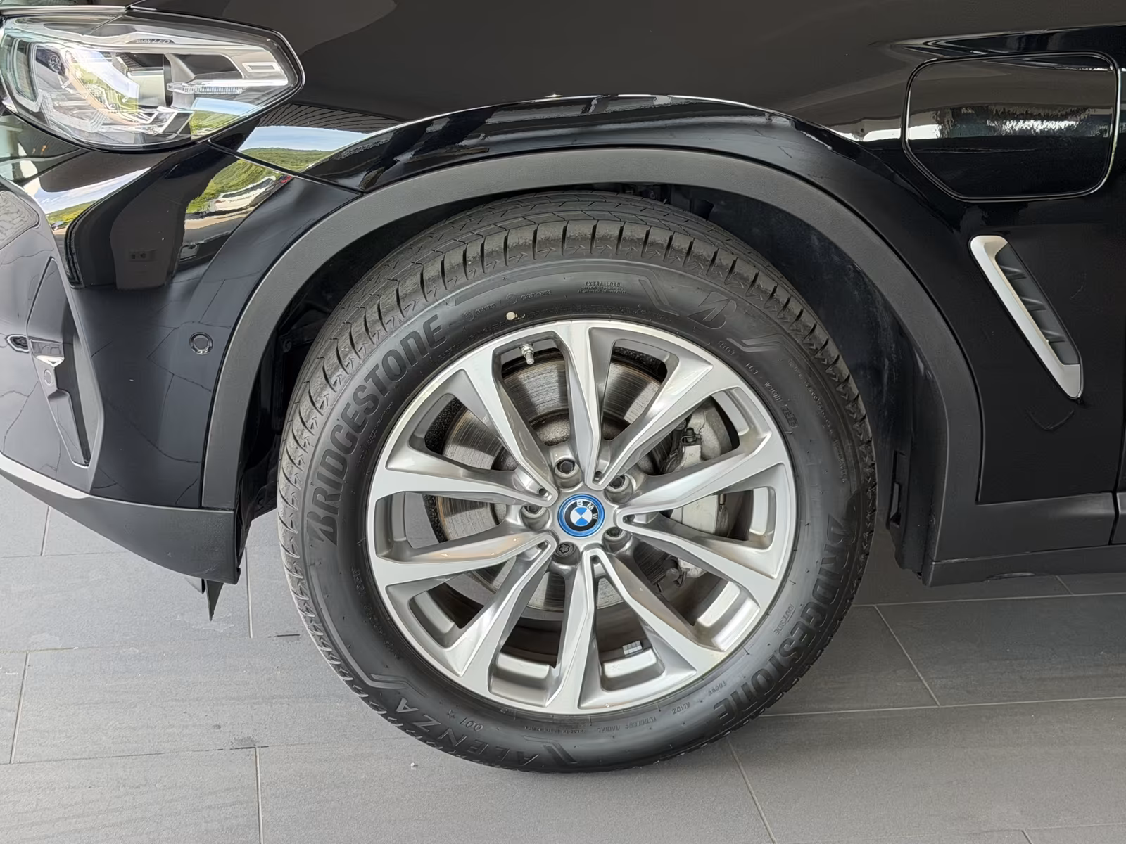 BMW X3 xDrive30e DAB LED WLAN Pano.Dach Klimaaut.