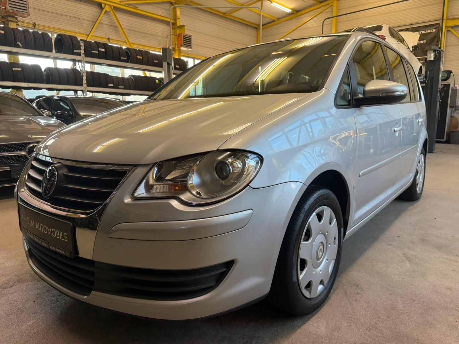 Volkswagen Touran Trendline*7-Sitzer*Temp*Steuerkette*TOP*
