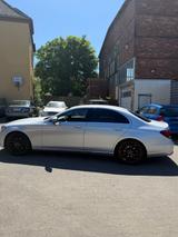 Mercedes-Benz E 220 d Autom. - Limousine Top Zustand 2 Hand - Mercedes-Benz E 220 in Bochum