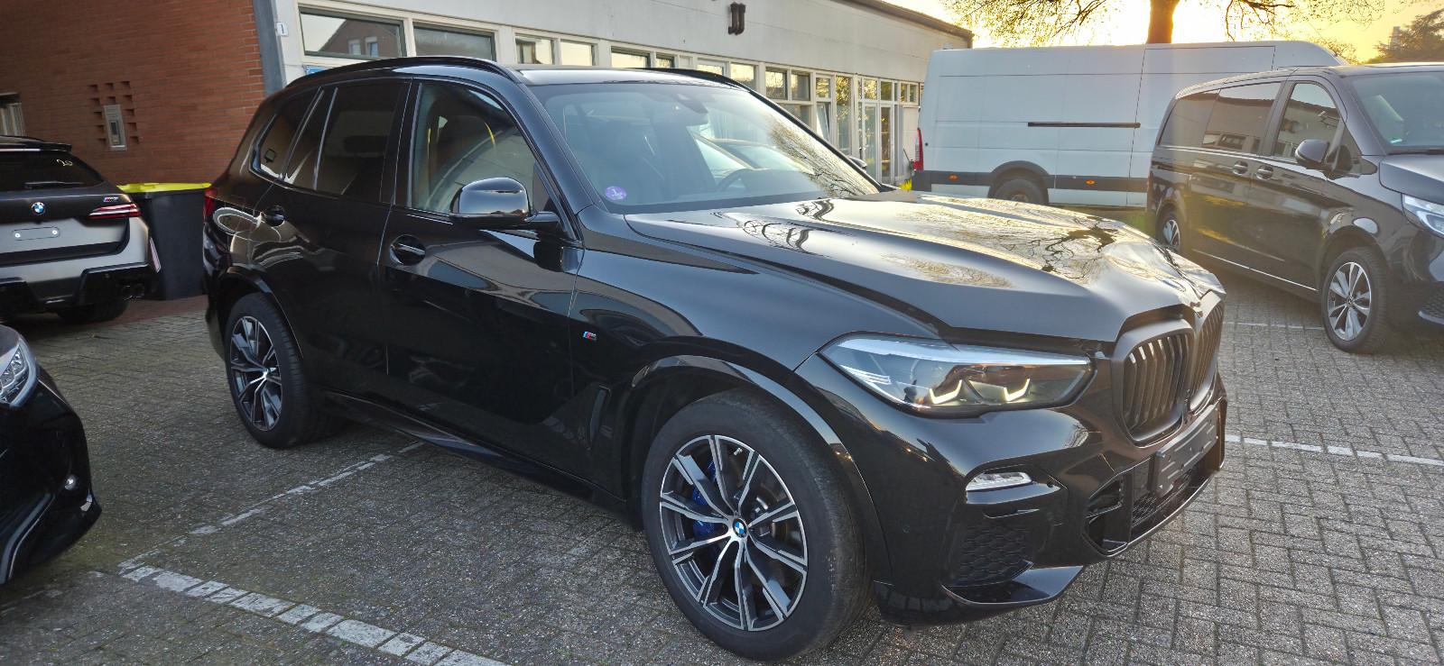 BMW X5 xDrive 45e M Sport*Luft Pano