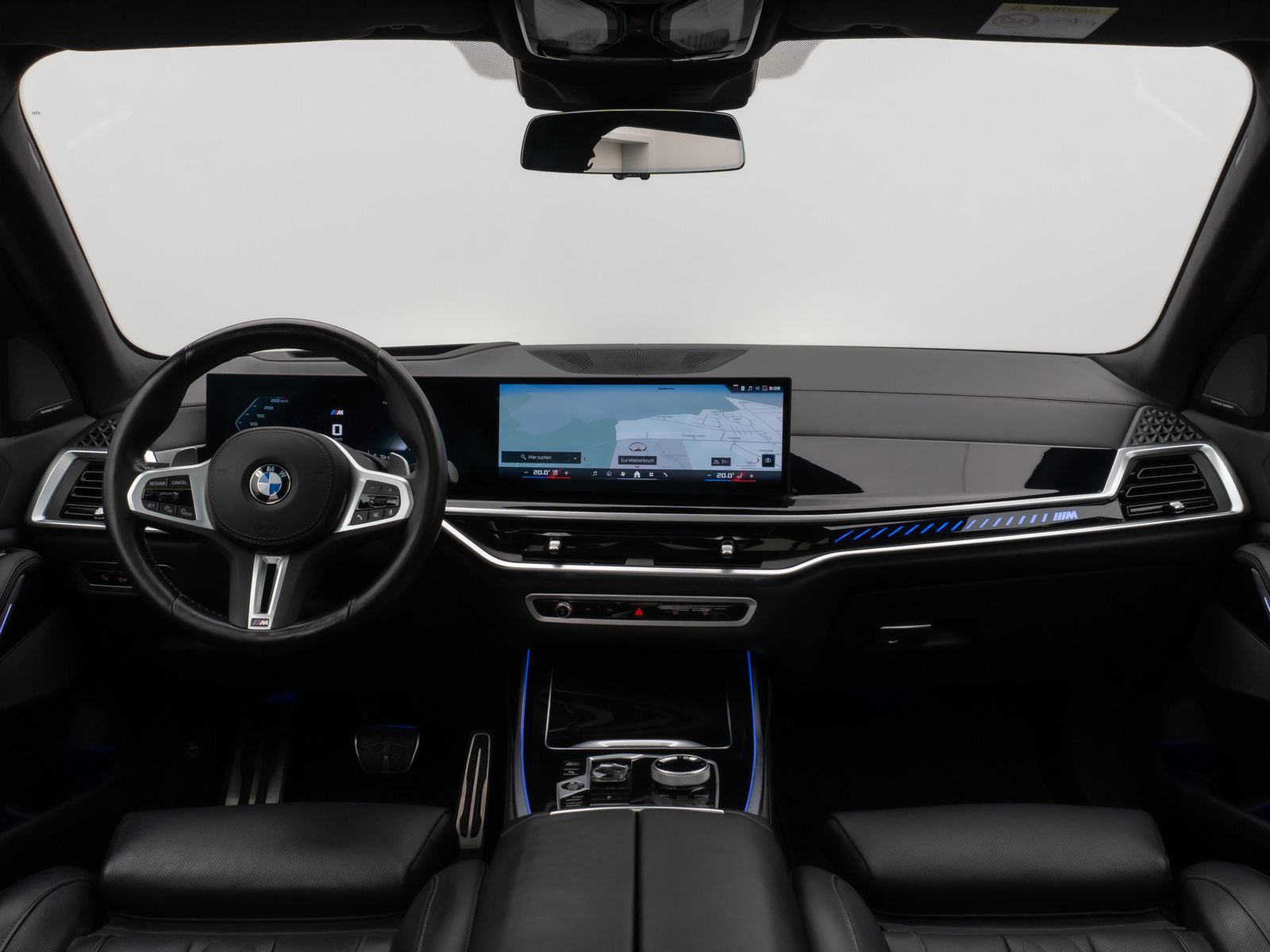 Fahrzeugabbildung BMW X7 M60i SkyLounge Kamera HUD DAB H/K SoftCL 22"