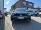Volkswagen Tiguan Allspace R-Line 4Motion /7 Sitze /1.Hand - VW Tiguan Allspace Gebrauchtwagen in Köln