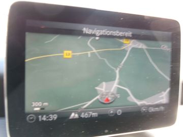 Mercedes GLA 180 - 10