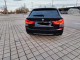BMW 540d xDrive Touring Schwarz Himmel  - BMW 540 in München