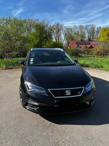 SEAT Leon FR Sportstourer 1.5 TSI 150 PS/Pano/SHZ/PDC