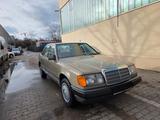 Mercedes-Benz Mercedes 1987|Oldtimer mit Gutachten|Tüv 03/27 - Mercedes-Benz 260 aus 1987